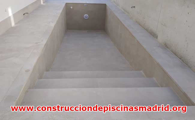 Construccion de Piscinas Navas del Rey