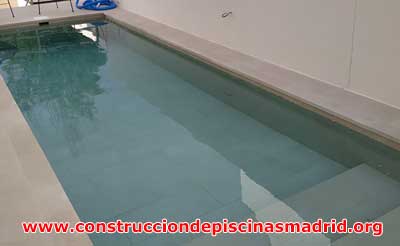 Construcción Piscinas de Obra de Porcelánico Madrid