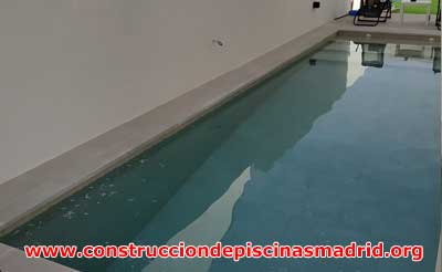 Construcción Piscinas de Obra de Porcelánico Madrid